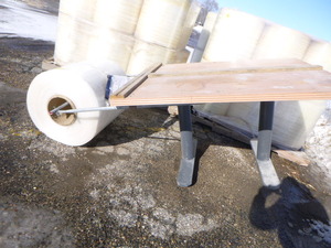 Dispensing Table with HEX Mesh Fabric