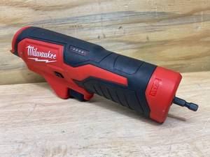 lot 73 image: MILWAUKEE 14-50-2576 M12 Trap Snake Driver (Tool Only)