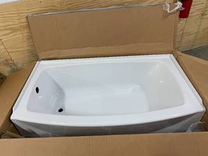 lot 59 image: AMERICAN STANDARD Saver 33.75-in W x 60-in L Arctic Acrylic Rectangular Left Drain Alcove Soaking Bathtub