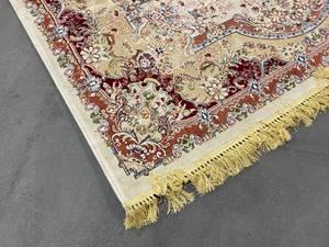 lot 3 image: SUPER AQCHA COLLECTION Area Rug
