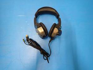 Gaming Headset, padding is in like new condition