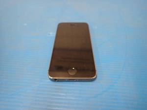 Apple&nbspiPhone 5s A1533  16GB of storage  AT&ampT Carrier  No charger&nbsp grade B condition