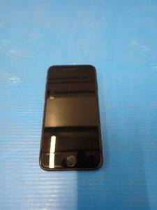 Apple&nbspiPhone 7 A1660  32GB of storage  Verizon carrier (no charger)