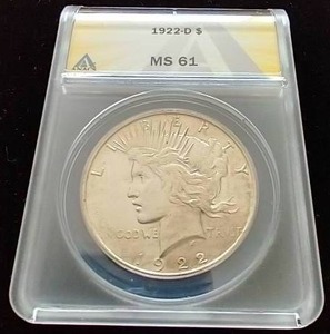 1922-D Peace Dollar - MS61