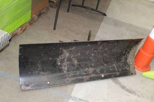 lot 661 image: Plow Attachment 46