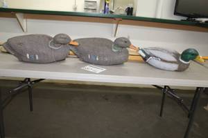 lot 682 image: Lot of (3) Duck Decoys