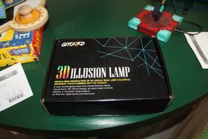 lot 482 image: Giturkd 3D Illusion Lamp (in original box)