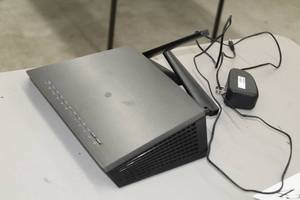 lot 438 image: Netgear R7000 Nighthawk AC1900 Smart Wifi Router