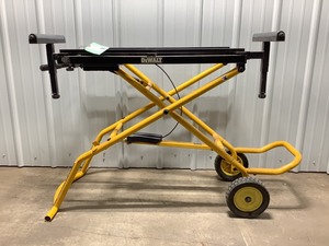 DeWalt Universal Miter Stand