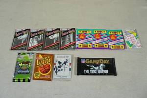 lot 45 image: Assorted Sports Card Packs