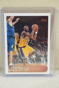 lot 71 image: 1996-97 Topps Kobe Bryant Rookie Card #138