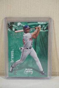 lot 87 image: 1999 Skybox Thunder Andruw Jones Card #244 - 104 of 150 Rave