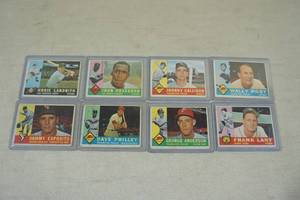 lot 130 image: 1960 Topps Baseball Cards