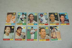 lot 132 image: 1961 Topps Baseball Rookie Cards