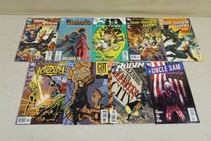 lot 222 image: DC Comic Books - Teen Titans, Robin, Cat Woman, Rann-Thanagar