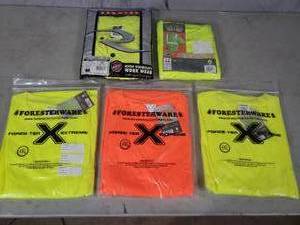 lot 47 image: 5 New High Vis Work Shirts