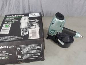 lot 65 image: Metabo 2-12 Coil Nailer