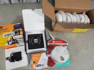 lot 76 image: Smoke Alarms, Chamberlain Smart Garage System