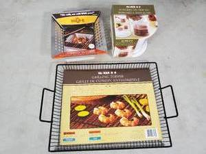 lot 104 image: New BBQ Grilling Accessories