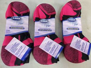 lot 133 image: 9 New Pairs Dr Scholls For Her Cushioned Socks