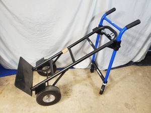 lot 1 image: 4 in 1 Convertible Hand Truck