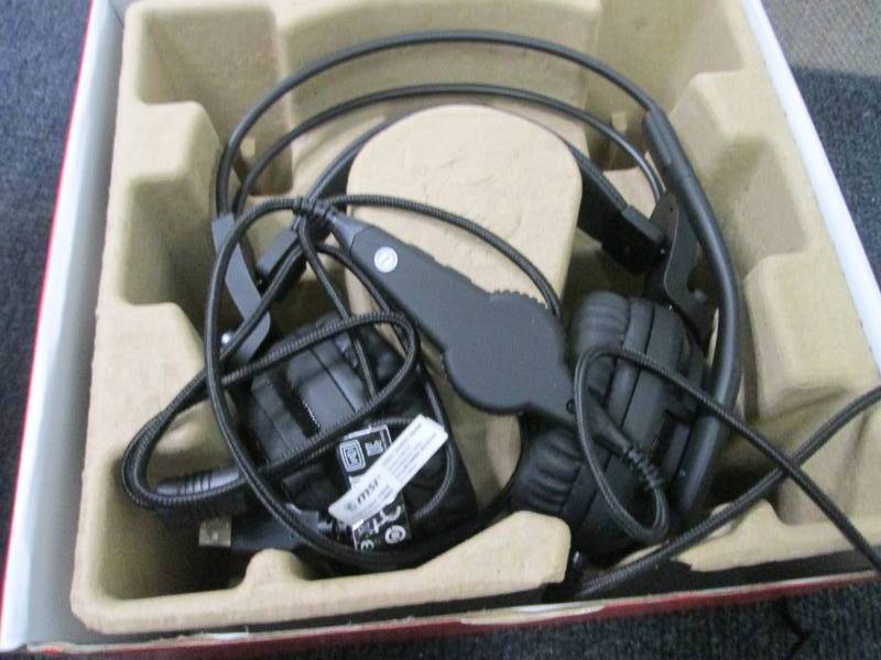 MSI DS502 Wired Gaming Headset open...