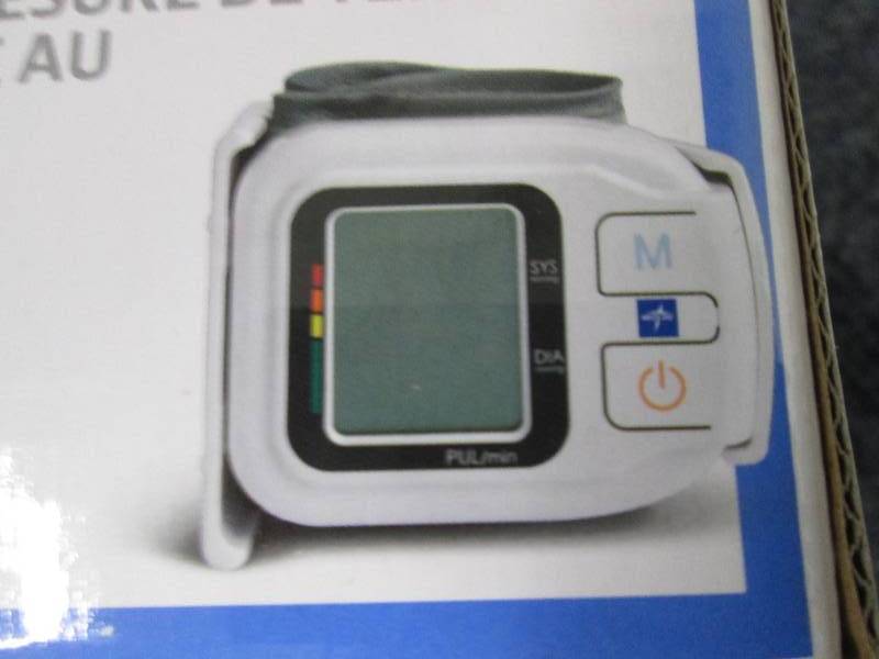 Medline MDS3003 Digital Wrist Blood...