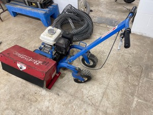 EZ Trench Brand Bedscaper Commercial Bed Edger