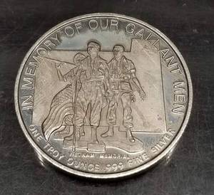 1 TROY OZ .999 FINE SILVER US MARINE CORP IN MEMORY OF OUR GALLANT MEN