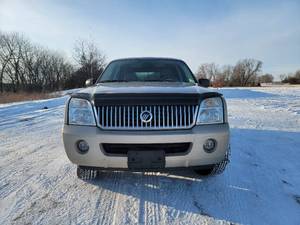 2004 Mercury Mountaineer - AWD - 1 OWNER