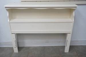 headboard