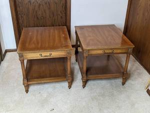 lot 57 image: Stunning Set of 2 Wooden End Tables