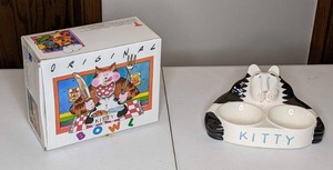 lot 64 image: Annie Katz 1984 Hand-painted Original Kitty Bowl