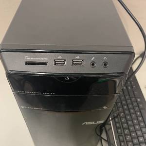Asus - Essentio Desktop Computer with Keyboard.&nbsp
