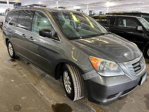 lot 14 image: 2008 Honda Odyssey EX