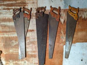 lot 48 image: 5 hand saws...
