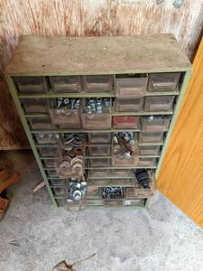 lot 51 image: Organizer full of misc hardware...