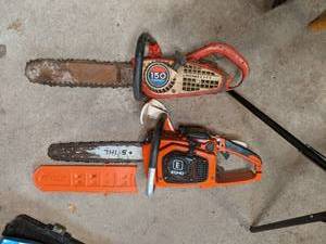 lot 53 image: Kioritz Echo and Homelite gas chain...