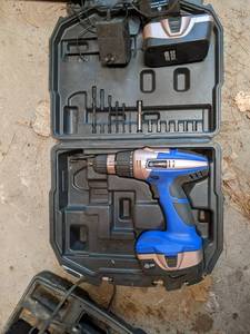 lot 62 image: Apprentice drill in case with 2 bat...