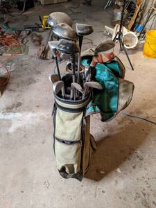 lot 91 image: Golf clubs in a bag...