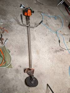 lot 95 image: Stihl gas edger...