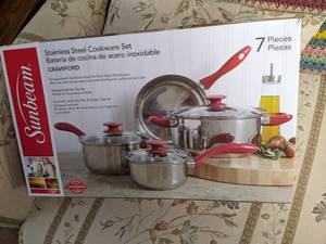 lot 101 image: 7pc Stainless steel cookware set, n...