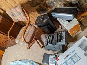 lot 216 image: HP photosmart7260v, Fellowes paper ...