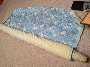 lot 217 image: Bolt of Vintage diamond pattern mat...