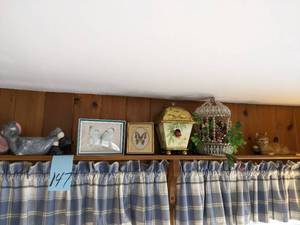 lot 147 image: Home decor including an elephant st...