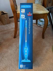 lot 118 image: Bissell Featherweight, New in box...