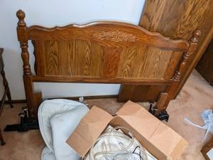 lot 170 image: Queen size Sleep Number bed with fr...