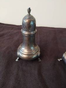 lot 8 image: Sterling Silver Salt And Pepper Shakers Model 865