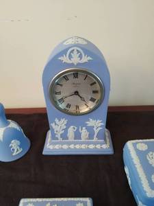 lot 27 image: Wedgwood Jasperware Set