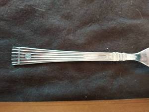 lot 32 image: Stainless Steel Flatware Set Pfaltzgraff